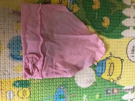 Šatka na hlavicku, 68