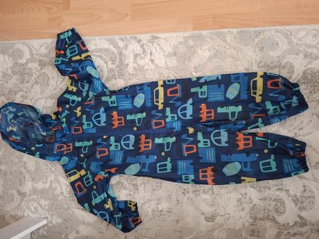 Kombinéza do dazda, 98