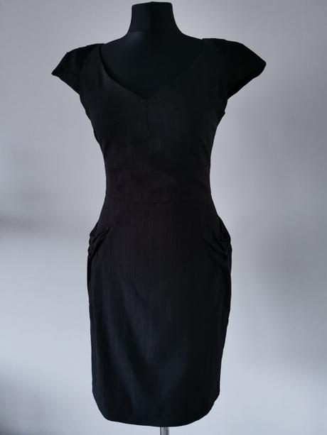 Čierne jemne pruhované elegantné šaty philip russe, philip russel,s