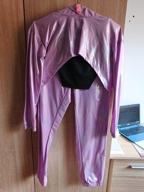 Kostým tanečníčka, 