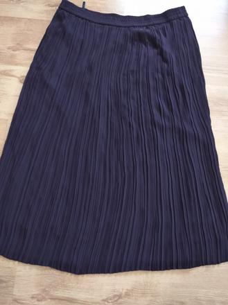 Plisovana sukňa, 50