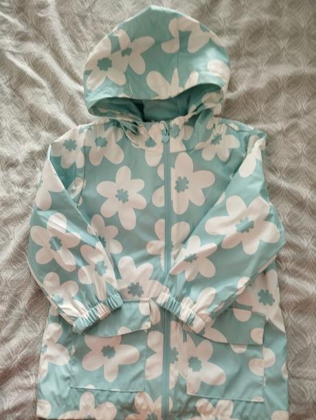 Pršiplášť, reserved,110