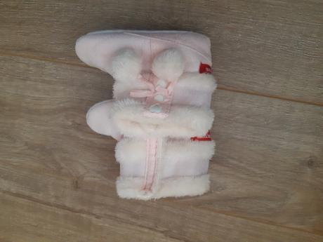 Teplučké capačky pre dievčatko,