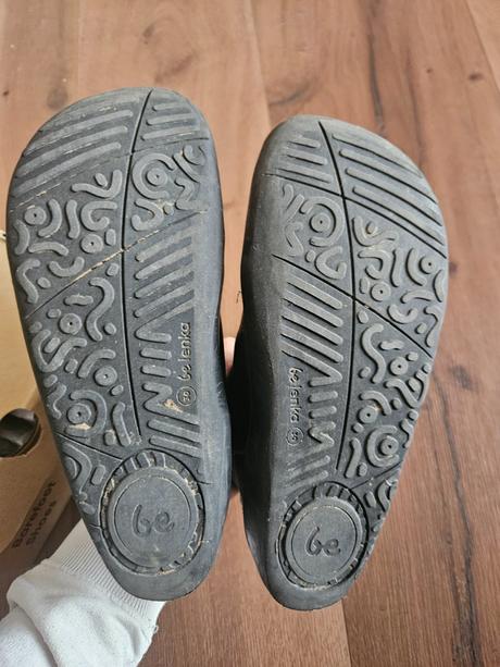 Barefoot belenka, be lenka,30