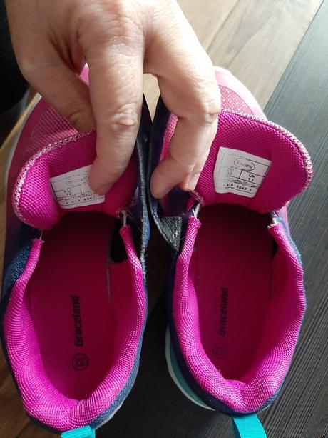 Botasky, graceland,32