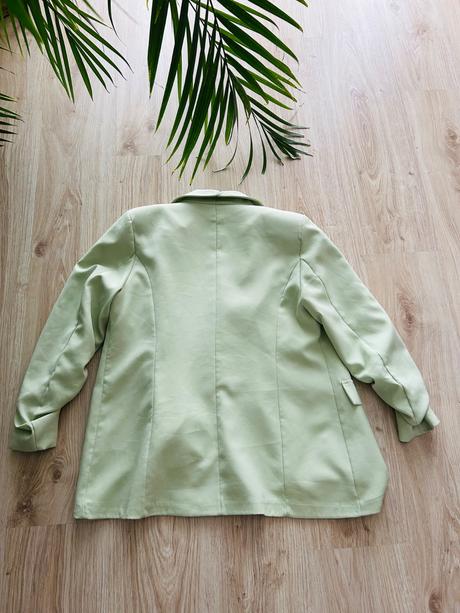 Štýlové mentolové sako green apple, pc 50 eur,