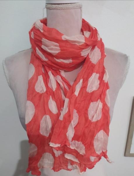 Guličkovy šál/šatka, 