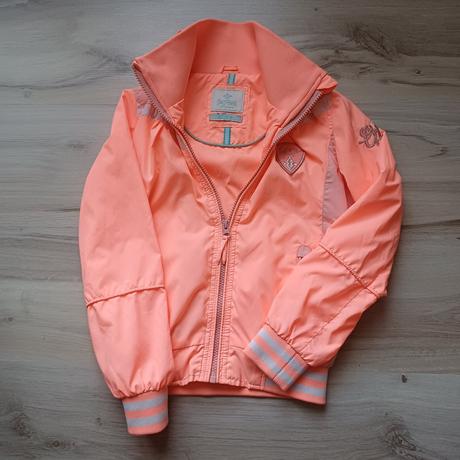 Krásna neónové bunda, 146