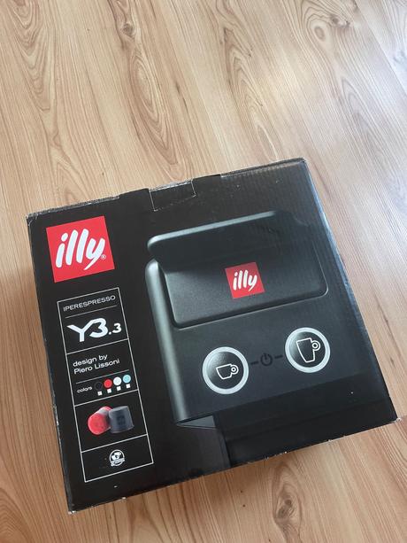 Kávovar illy y3, 