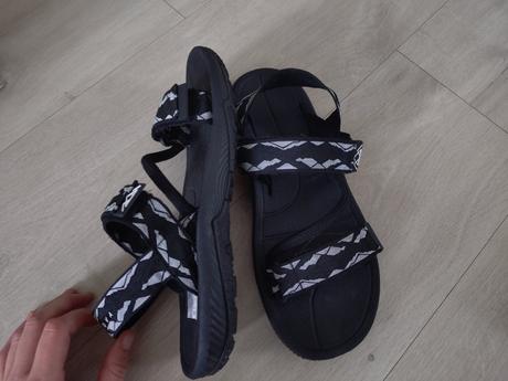 Dámske trekové sandále, 38