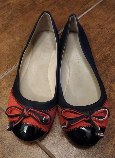 Balerínky s mašličkou, 37