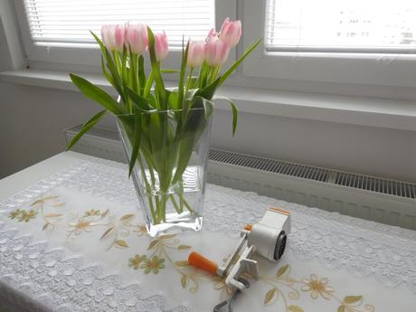 Retro mlynček na orechy, v krásnom nepoškodenom st, 