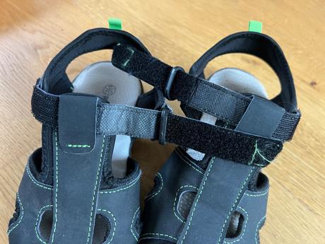 Chlapcenske sandale, 33