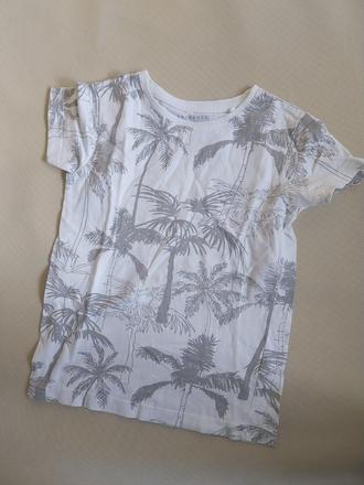 Tricko, reserved,110