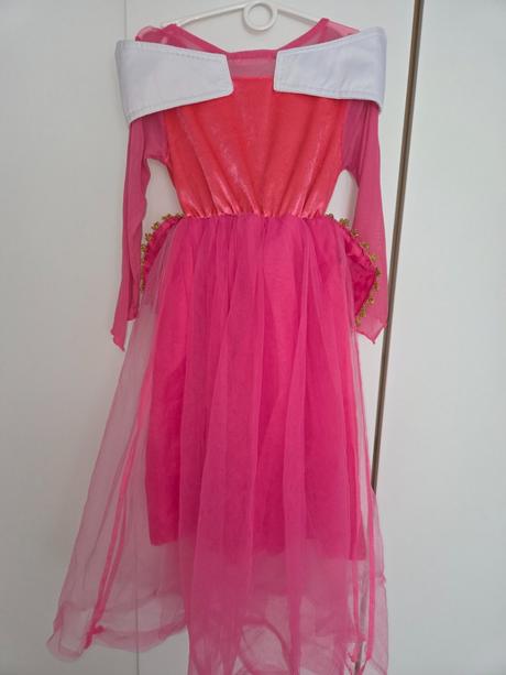 Princeznové šaty ruženka, 