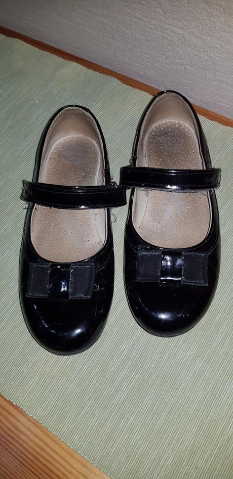 Čierne lakovky, ren but,33