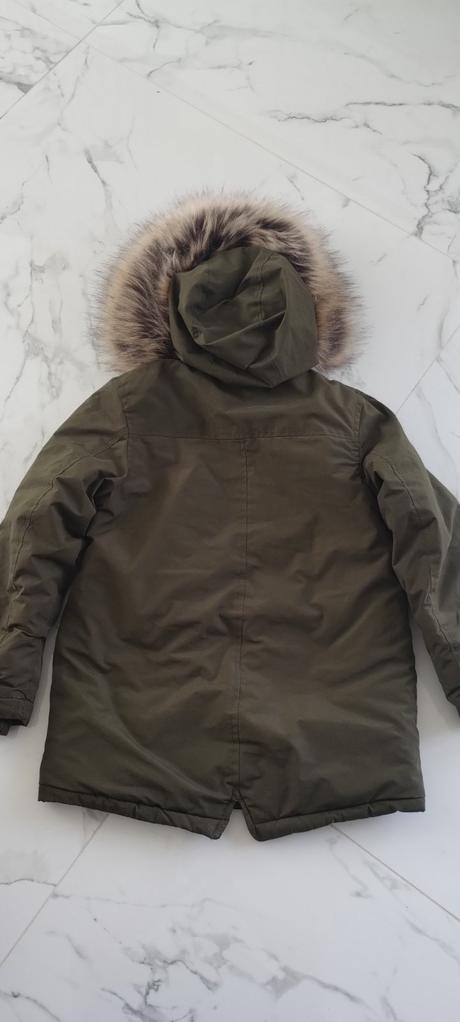Zimná bunda, 128