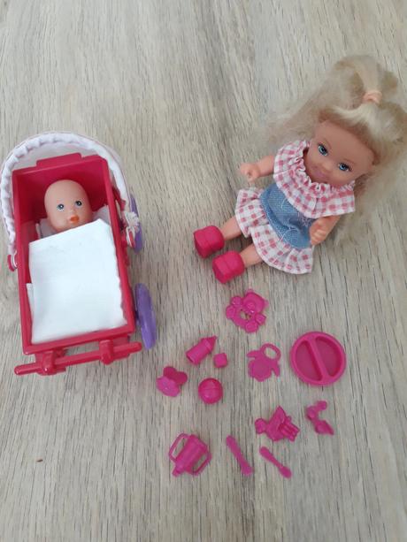 Bábiky s príslušenstvom, 