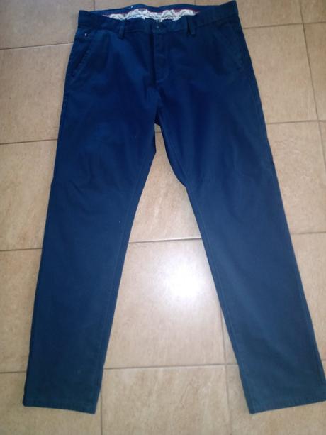 Pánske sako a nohavice, 56