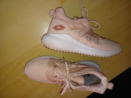 Botasky  č.40,5, lotto,40