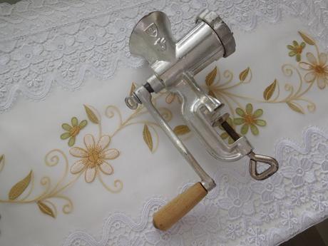 Mlynček na maso-made in čechoslovákia---5, 