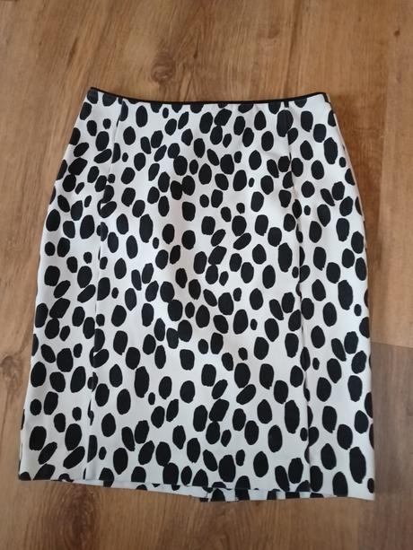 Málo nosená sukňa s-m, h&m,36