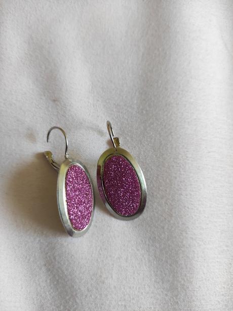 Trblietavé ružové nausnice,