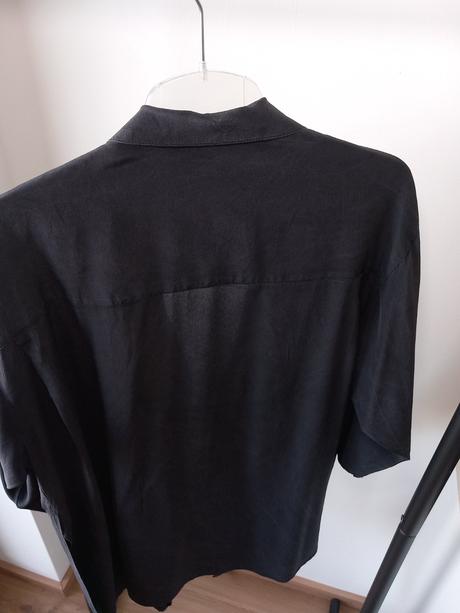 Čierny hodvábny prehoz / kardigán, 