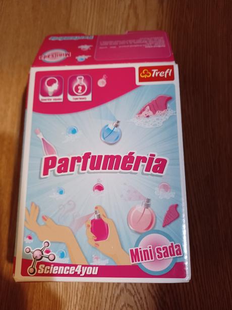 Set na výrobu parfémov,