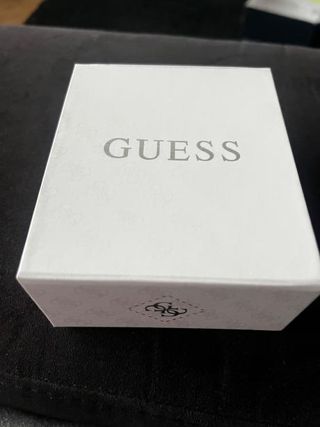 Náhrdelník guess, guess