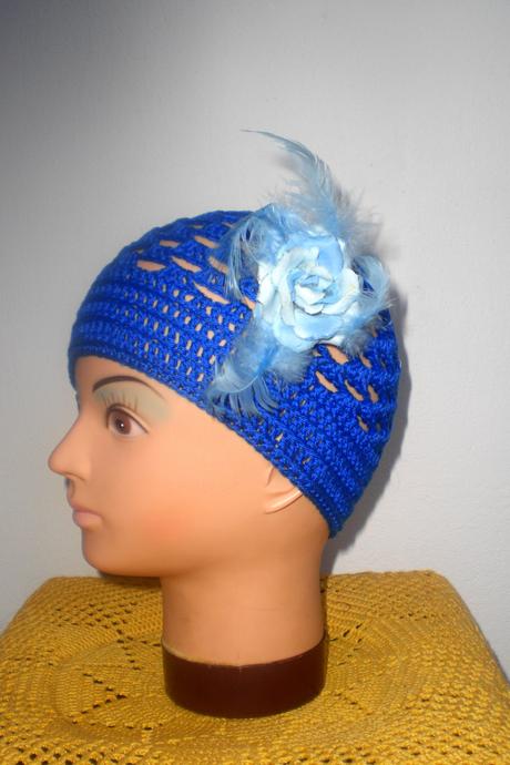 Háčkovaná čiapočka modrá , 104