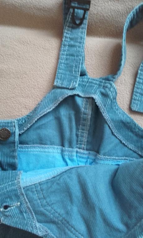 Menšestrové nohavice na traky, 80