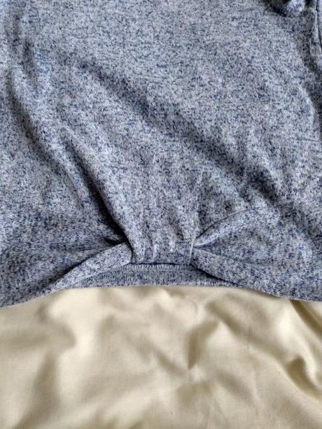 Tenký ,,svetrík,,, palomino,104