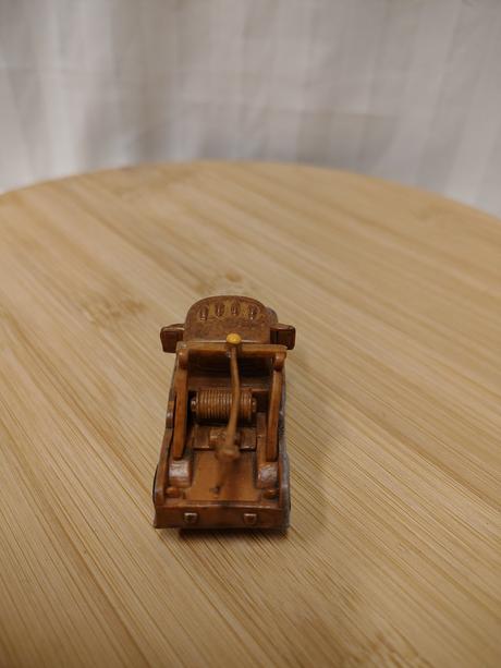 Figúrka burák (tow mater), disney pixar, 6 cm,