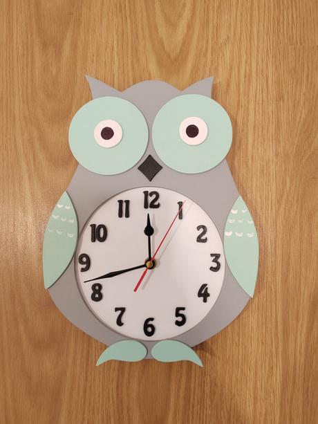 Detske hodiny na stenu, 