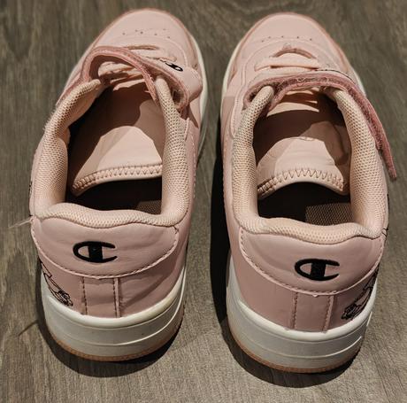 Tenisky, champion,35