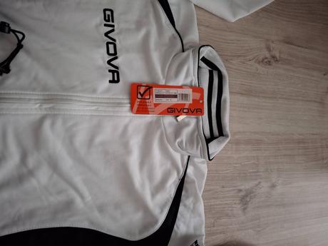 Športová suprava, m