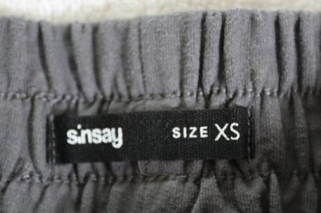 Šedé tepláky, sinsay,152