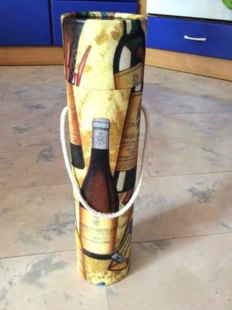 Darčeková pevná tuba na fľašku,