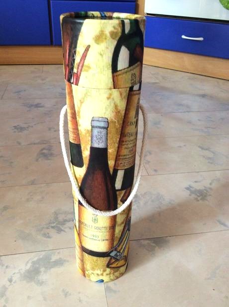 Darčeková pevná tuba na fľašku,