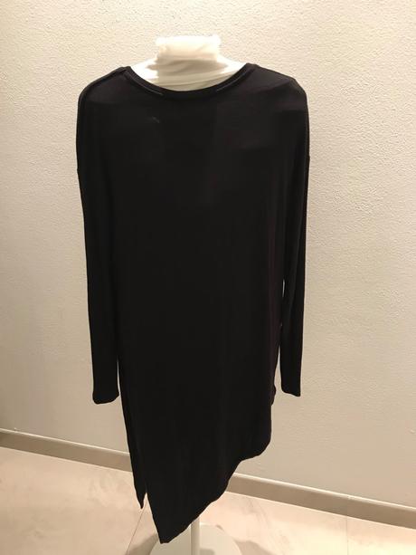 Predĺžené tricko, bershka,m