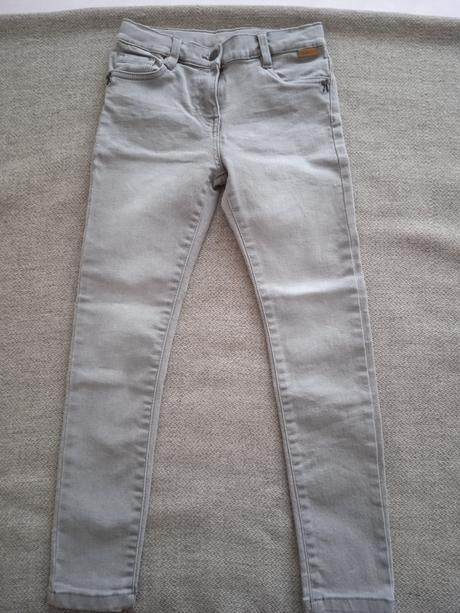 Rifle pre dievča, 128