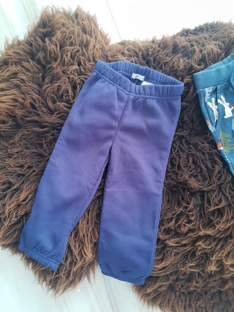 2x detské tepláky, 92