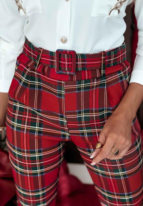 Nohavice karované s opaskom, m