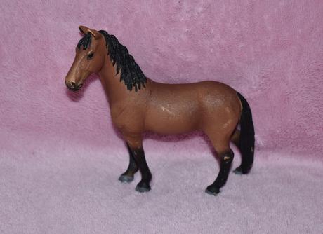 Schleich koníky poškodené,