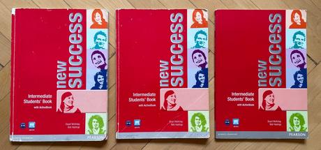 3x new success intermediate studentś book,