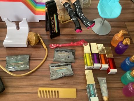 Kaderníctvo rainbow high + babika, 