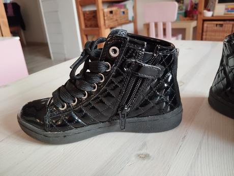 Prechodné topánky lakovky, geox,28
