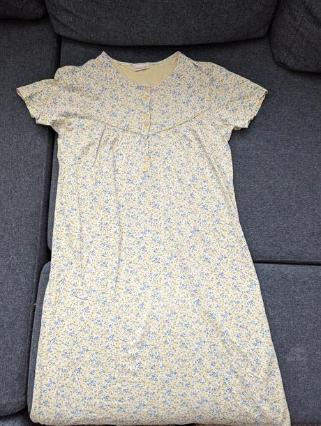 Slovenka kirania nočná košieľka s, vyblednutejsia, slovenka,s