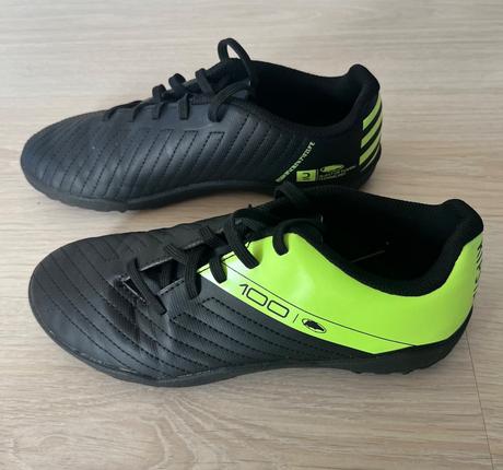 Detské turfy 100 tf šnurovacie čierno-žlté, kipsta,35